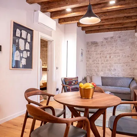 Porta Maestra Apartment