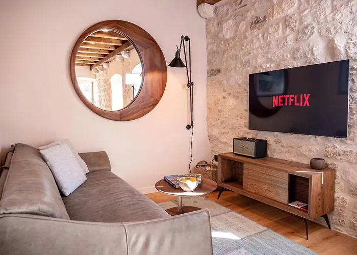 Porta Maestra Apartamento
